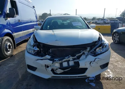 2016 Nissan Altima 2.5 S z USA, uszkodzony, nr VIN 1N4AL3AP1GC113222